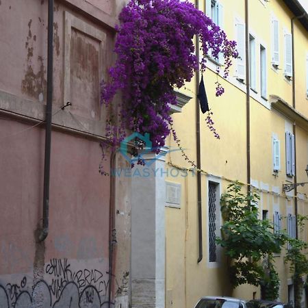 Retreat In The Heart Of Fori Imperiali Apartment Рим Екстериор снимка