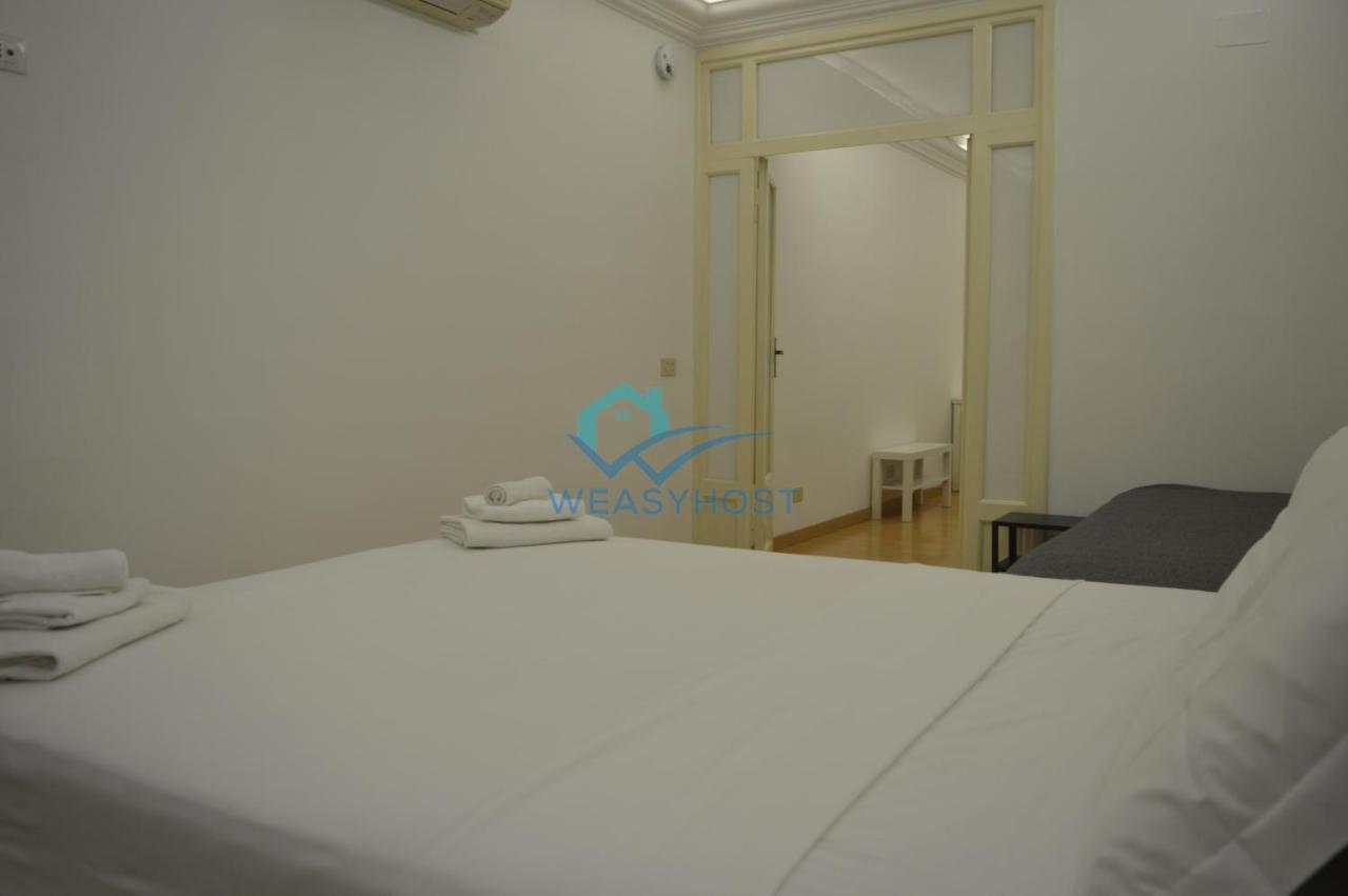 Retreat In The Heart Of Fori Imperiali Apartment Рим Екстериор снимка